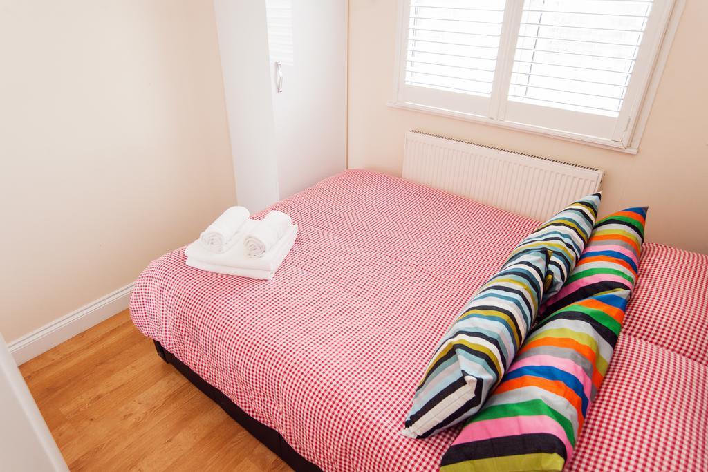 Kings Cross Apartment Londres Habitación foto
